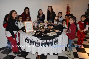 50 marisa laura_00157