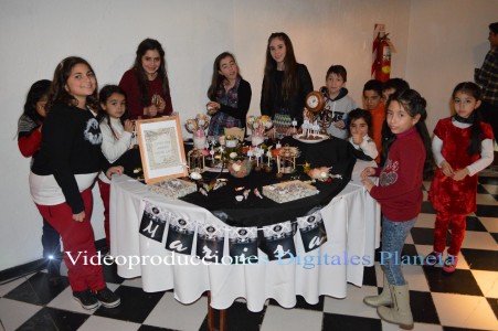 50 marisa laura_00157